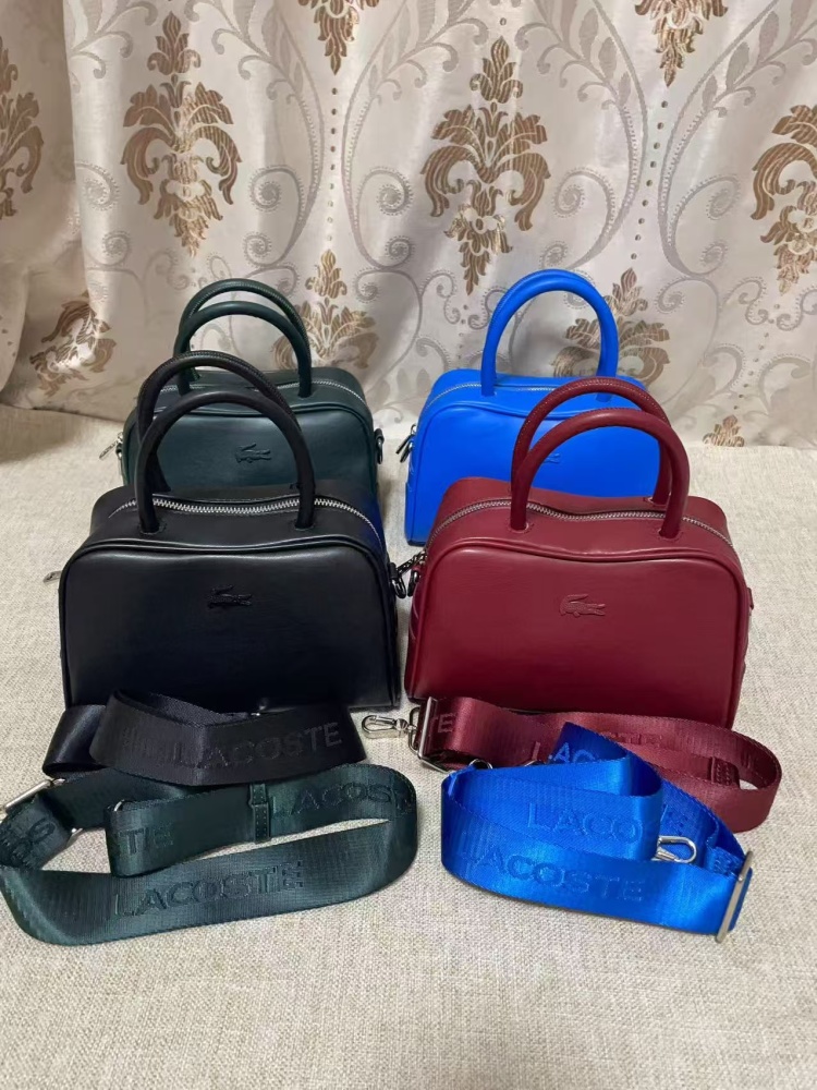 010 Lacoste bag
