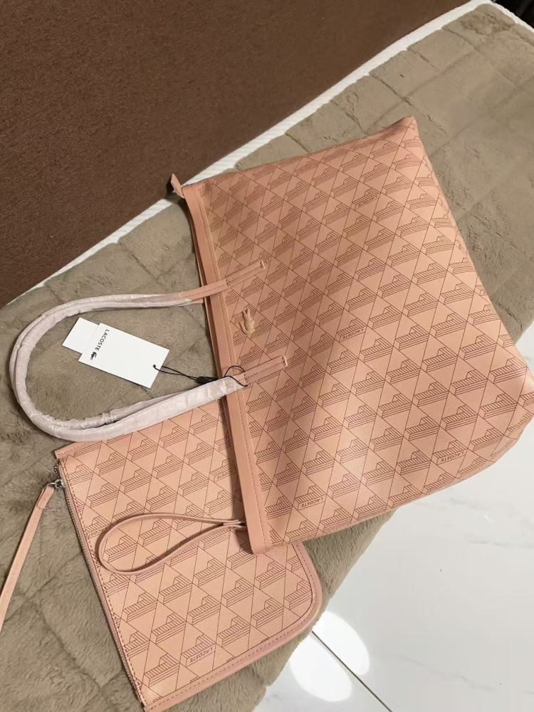 010 Lacoste bag