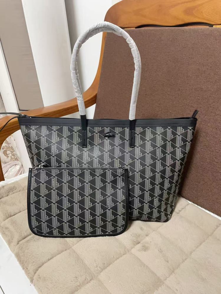 010 Lacoste bag