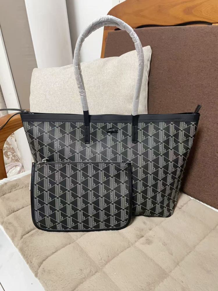 010 Lacoste bag