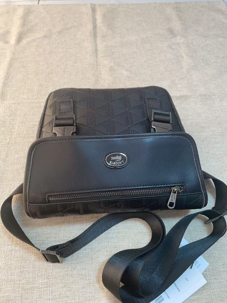 010 Lacoste bag