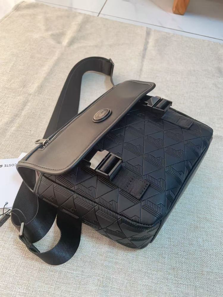 010 Lacoste bag