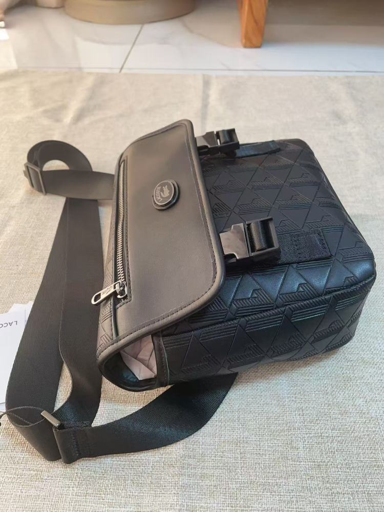 010 Lacoste bag