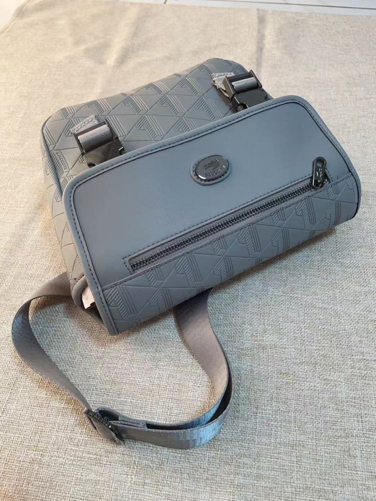 010 Lacoste bag