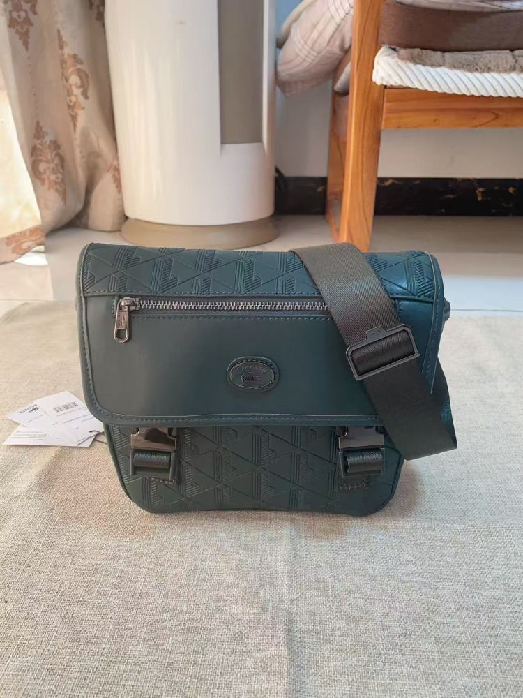 010 Lacoste bag