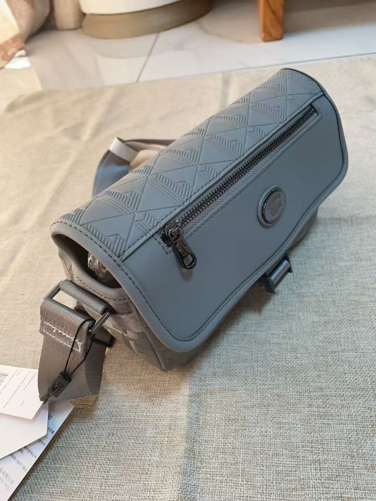 010 Lacoste bag