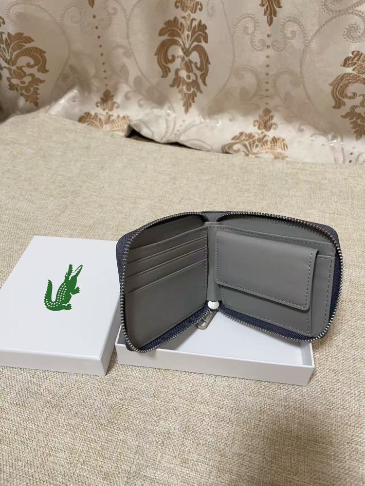 010 Lacoste bag