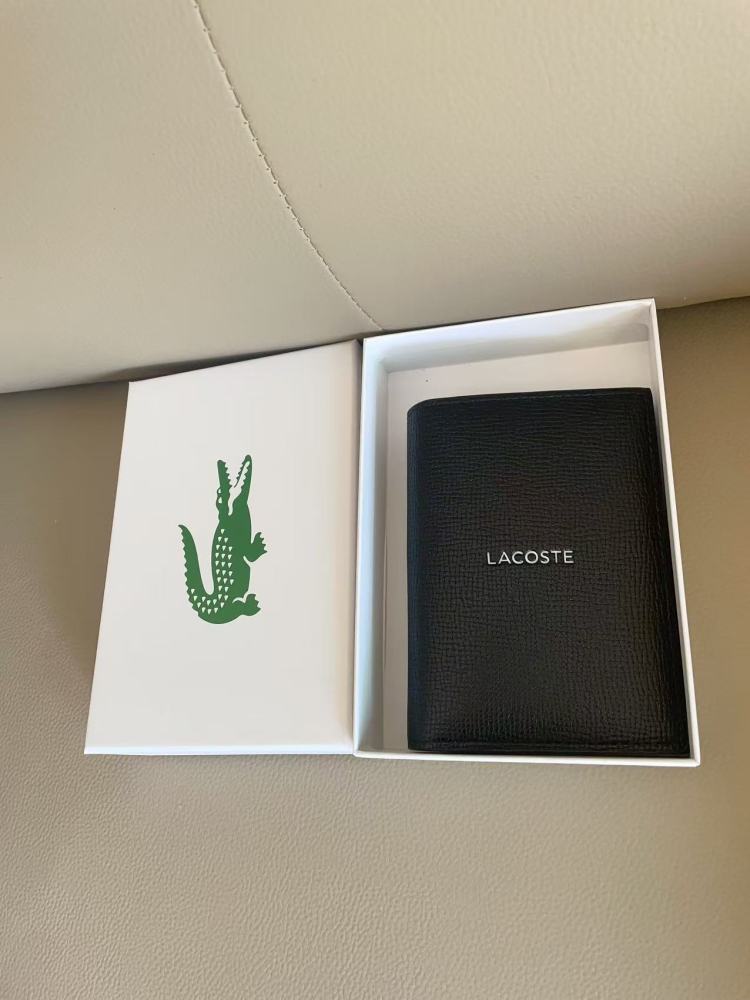 010 Lacoste bag