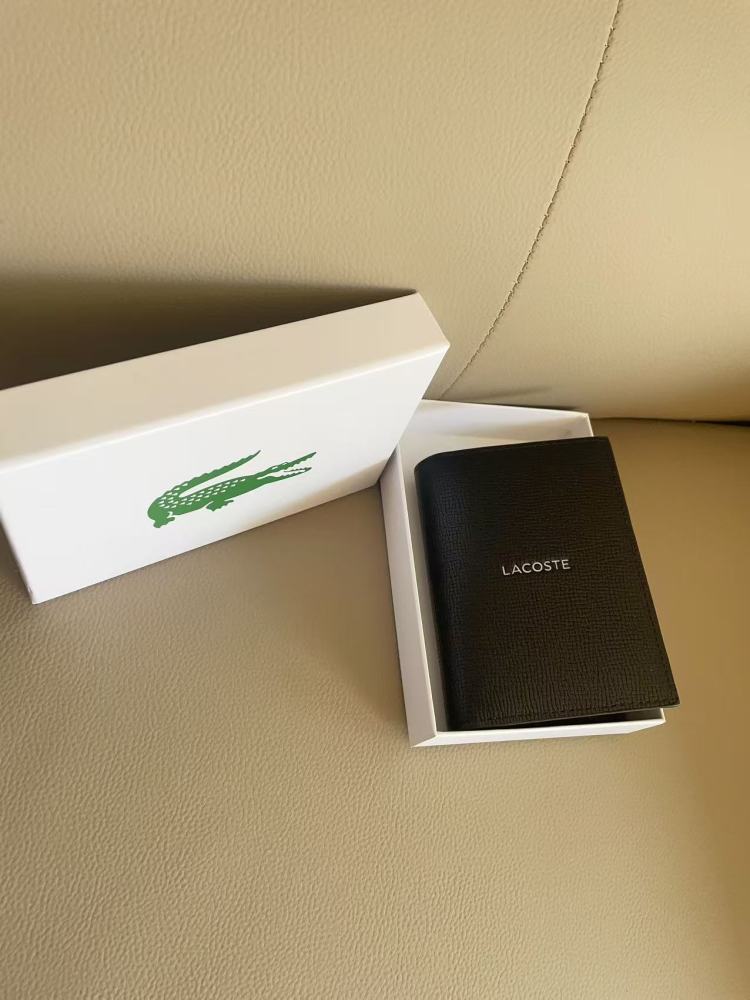 010 Lacoste bag