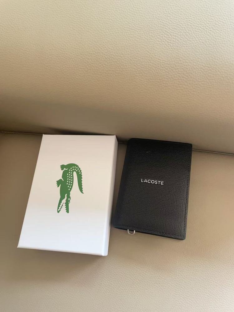 010 Lacoste bag