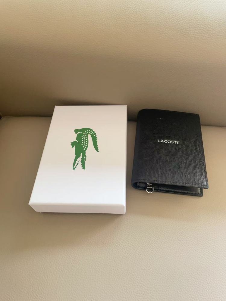 010 Lacoste bag