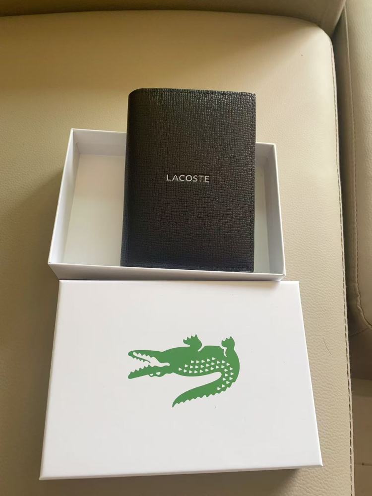 010 Lacoste bag