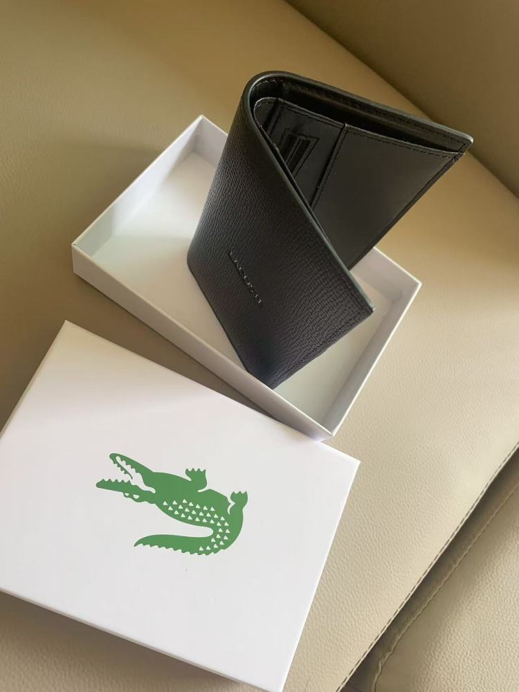 010 Lacoste bag