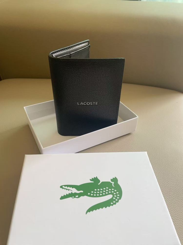 010 Lacoste bag