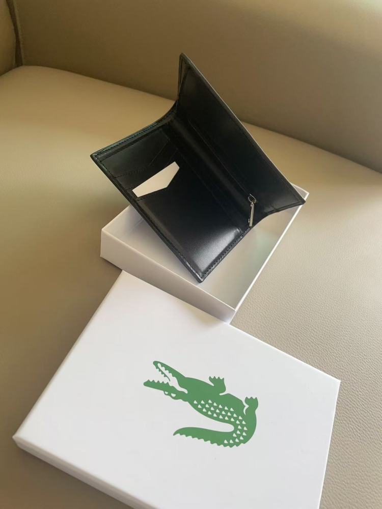 010 Lacoste bag