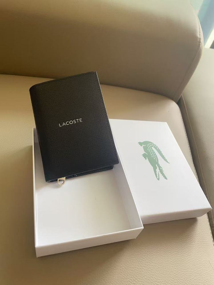010 Lacoste bag