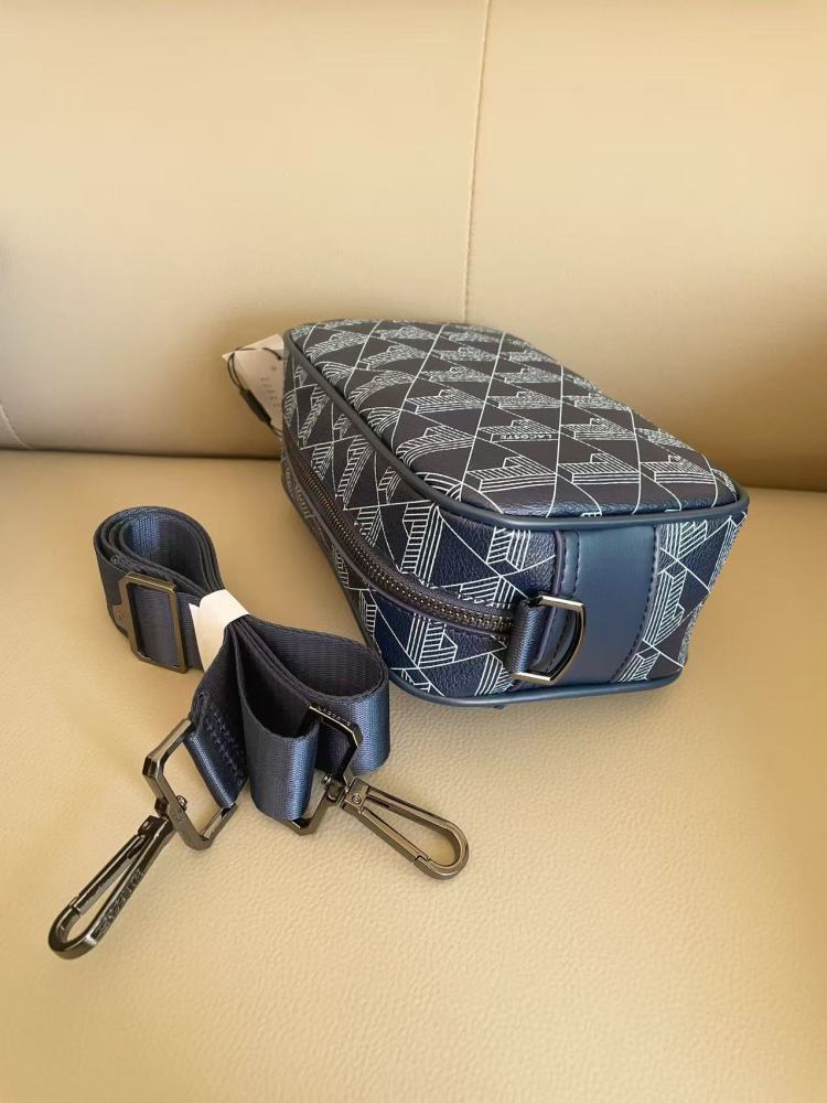 010 Lacoste bag