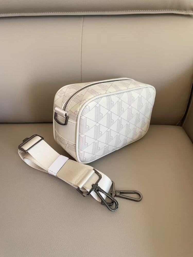 010 Lacoste bag