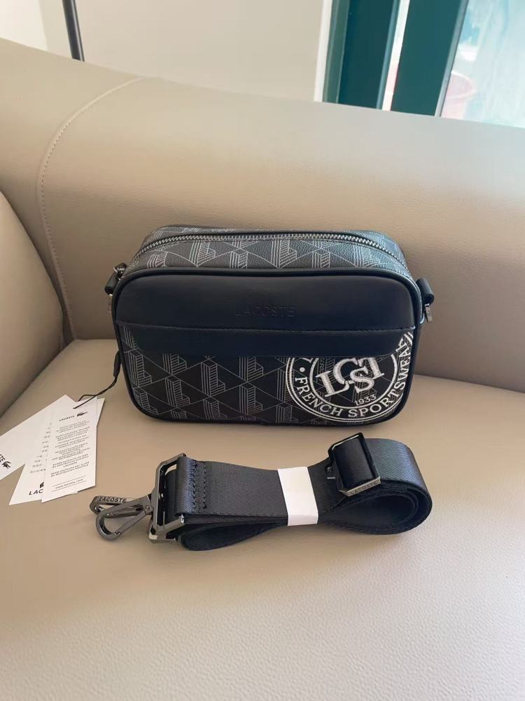 010 Lacoste bag