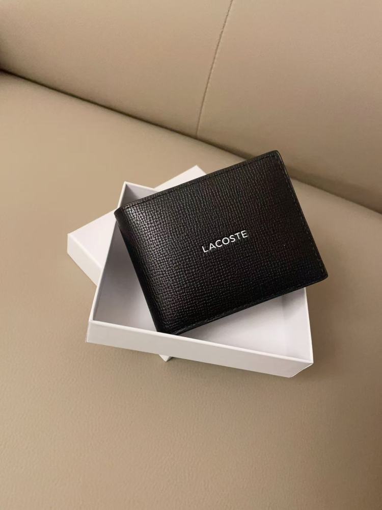 010 Lacoste bag