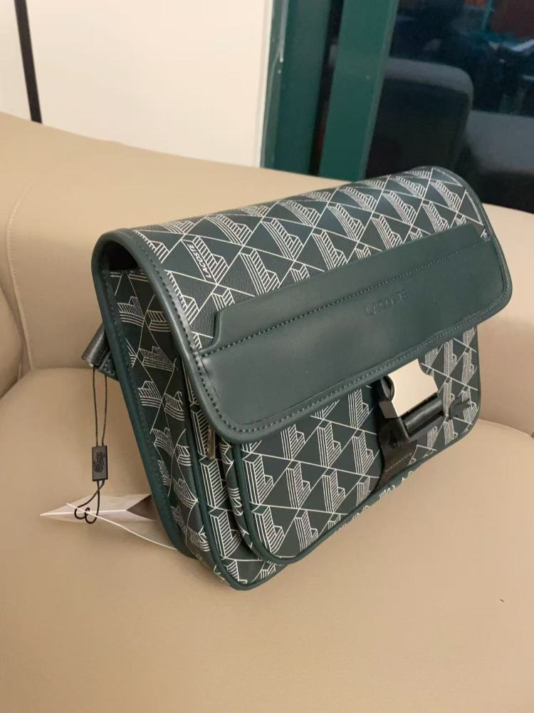 010 Lacoste bag
