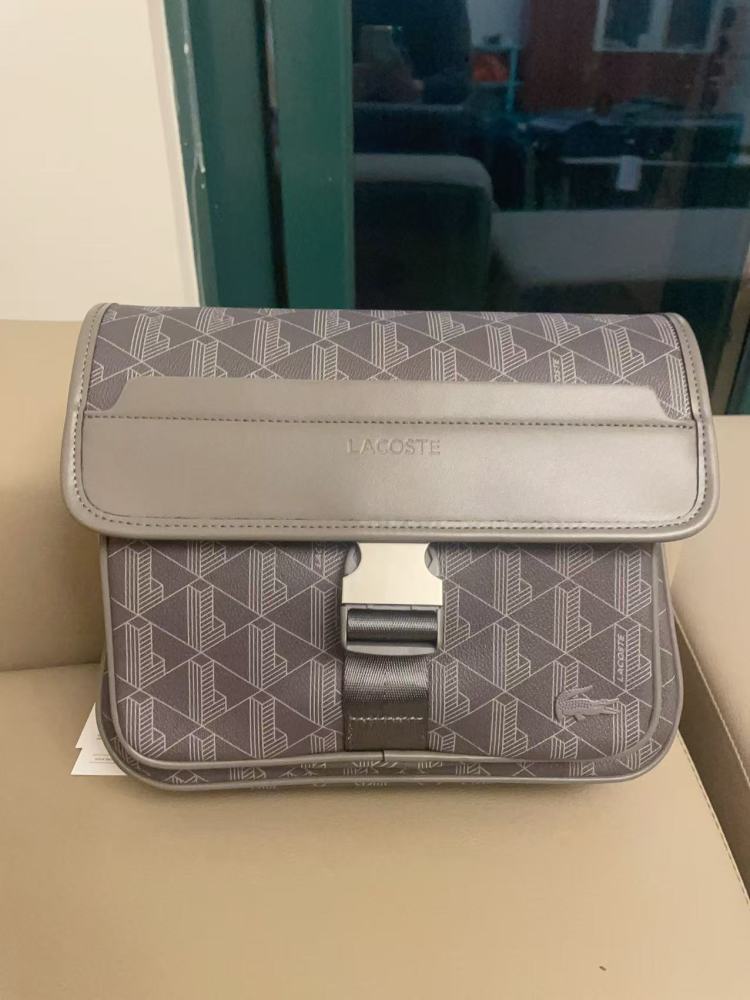 010 Lacoste bag