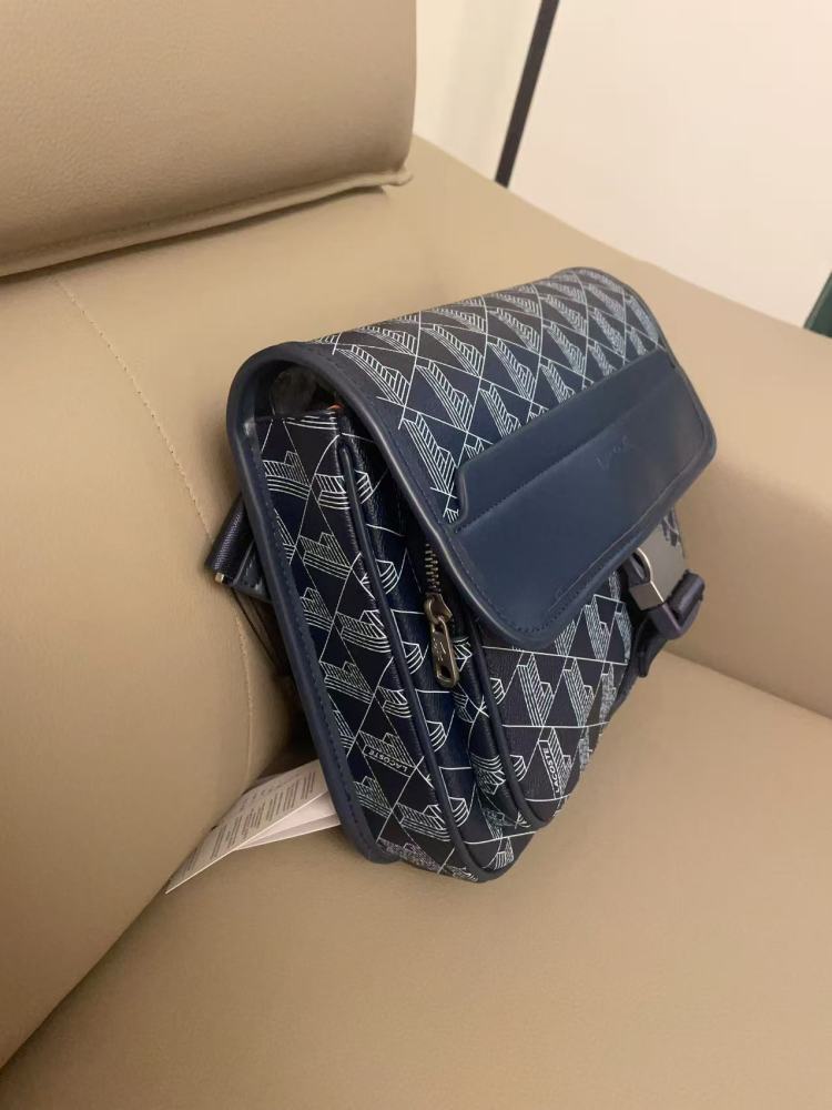 010 Lacoste bag