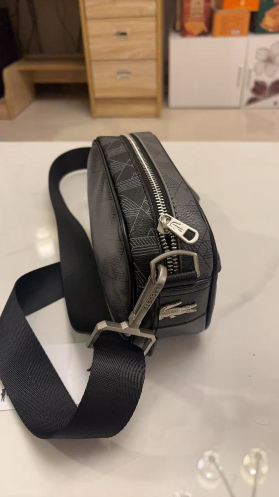 010 Lacoste bag