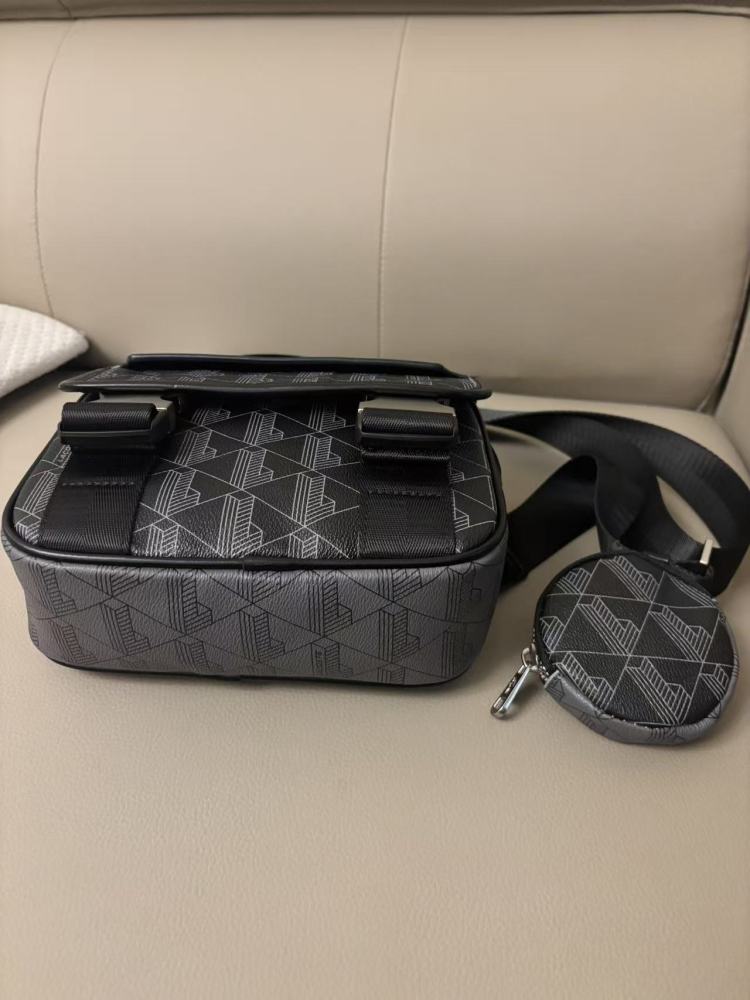 010 Lacoste bag