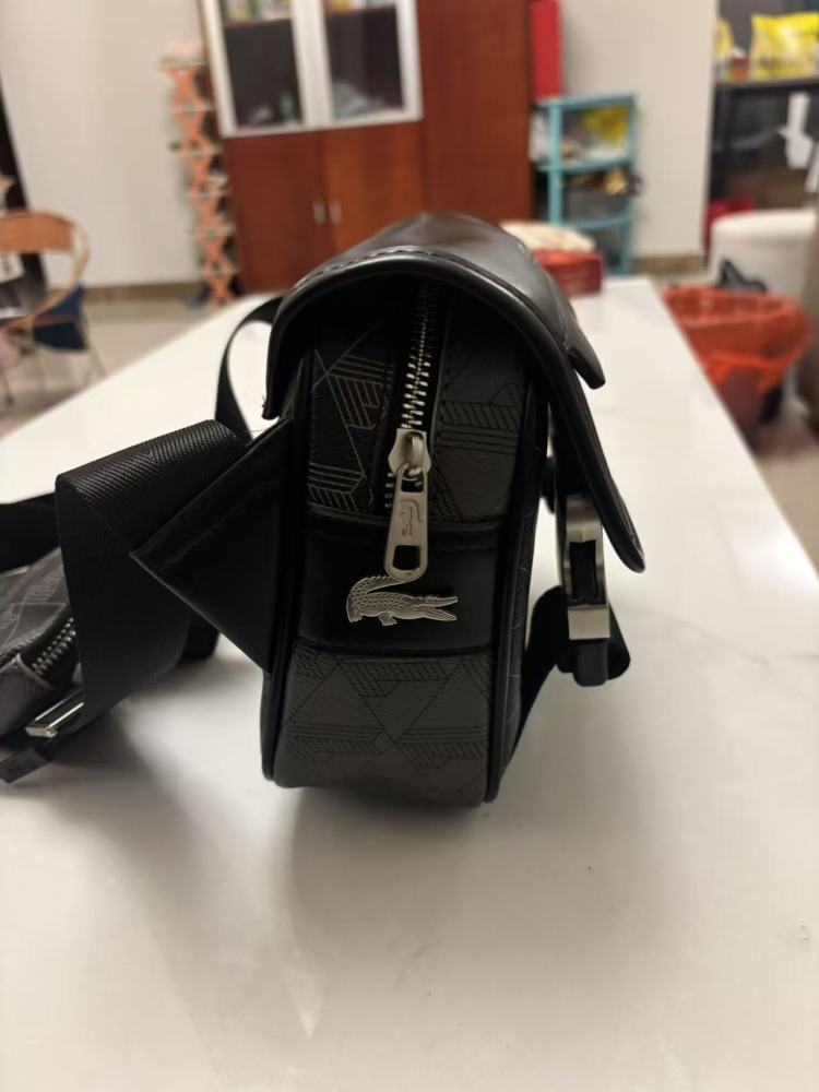 010 Lacoste bag