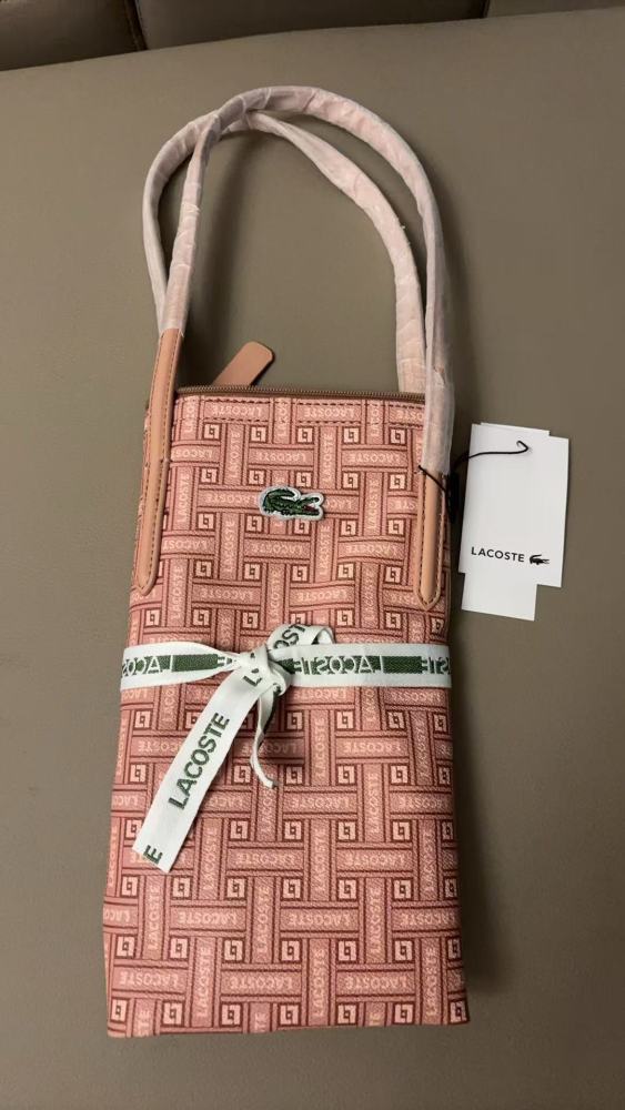 010 Lacoste bag