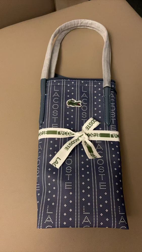 010 Lacoste bag