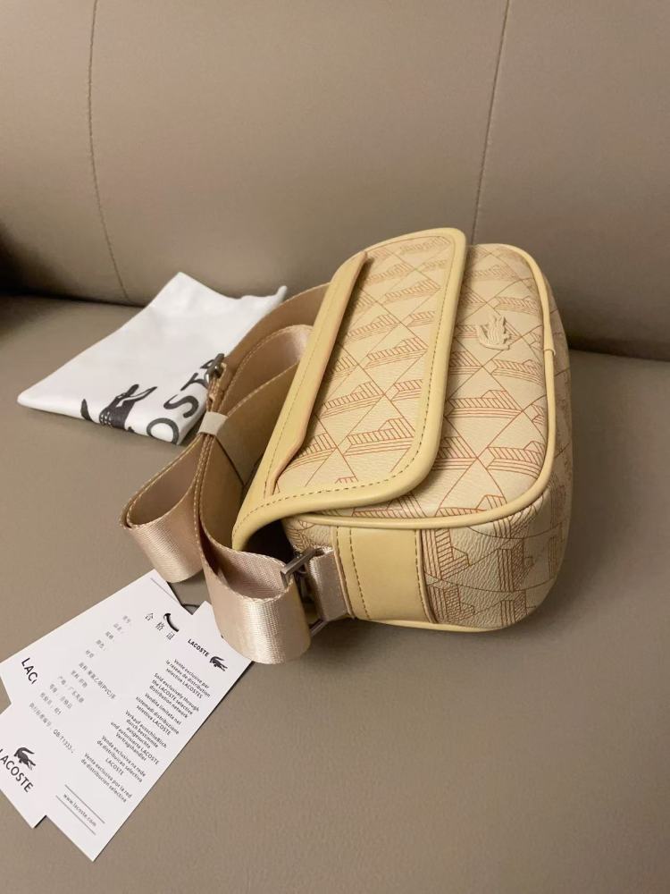 010 Lacoste bag
