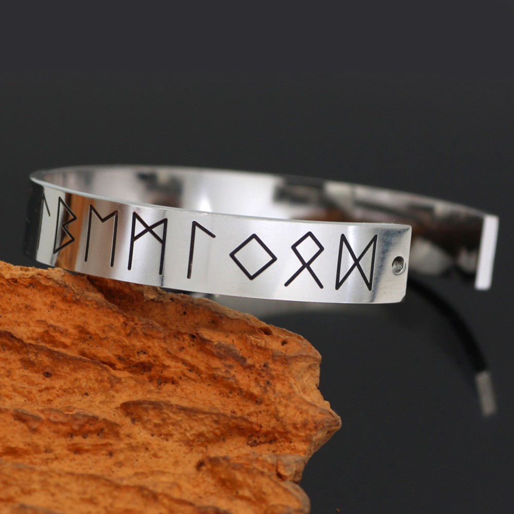 vikings bangle