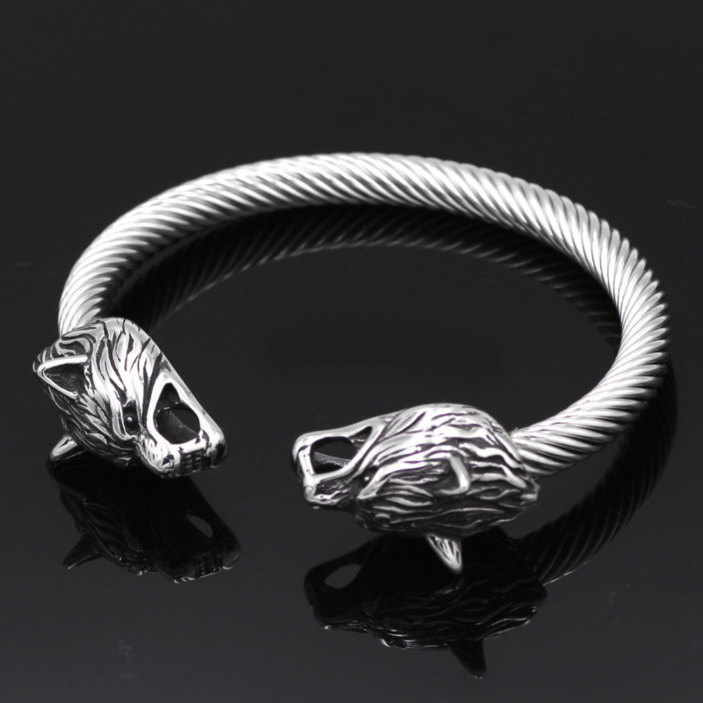 Vikings bangle