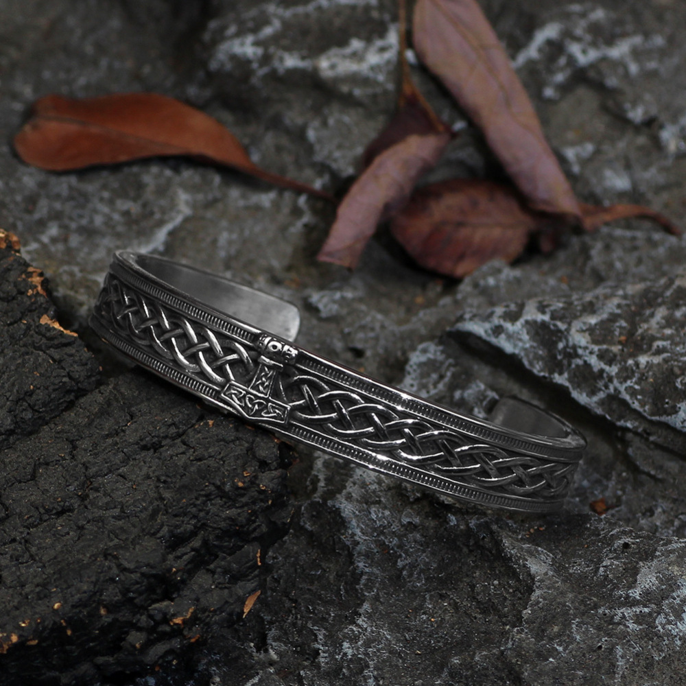 Vikings bangle