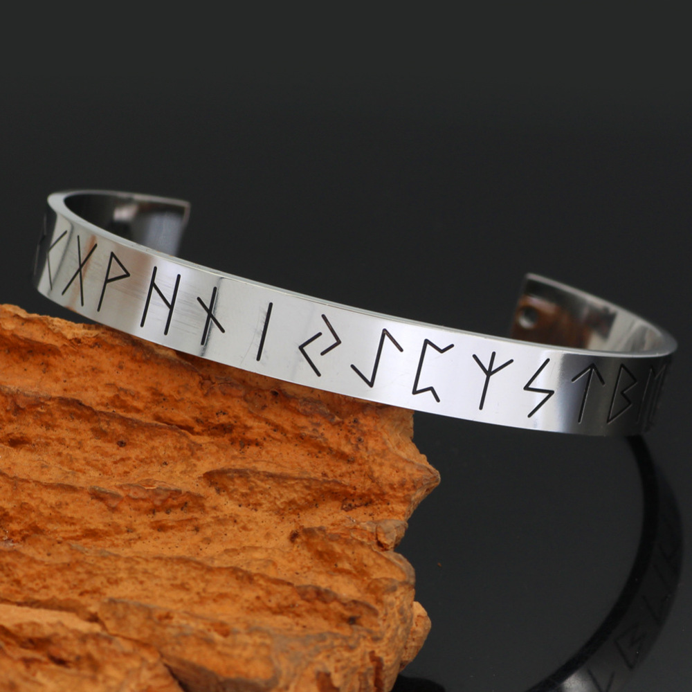vikings bangle