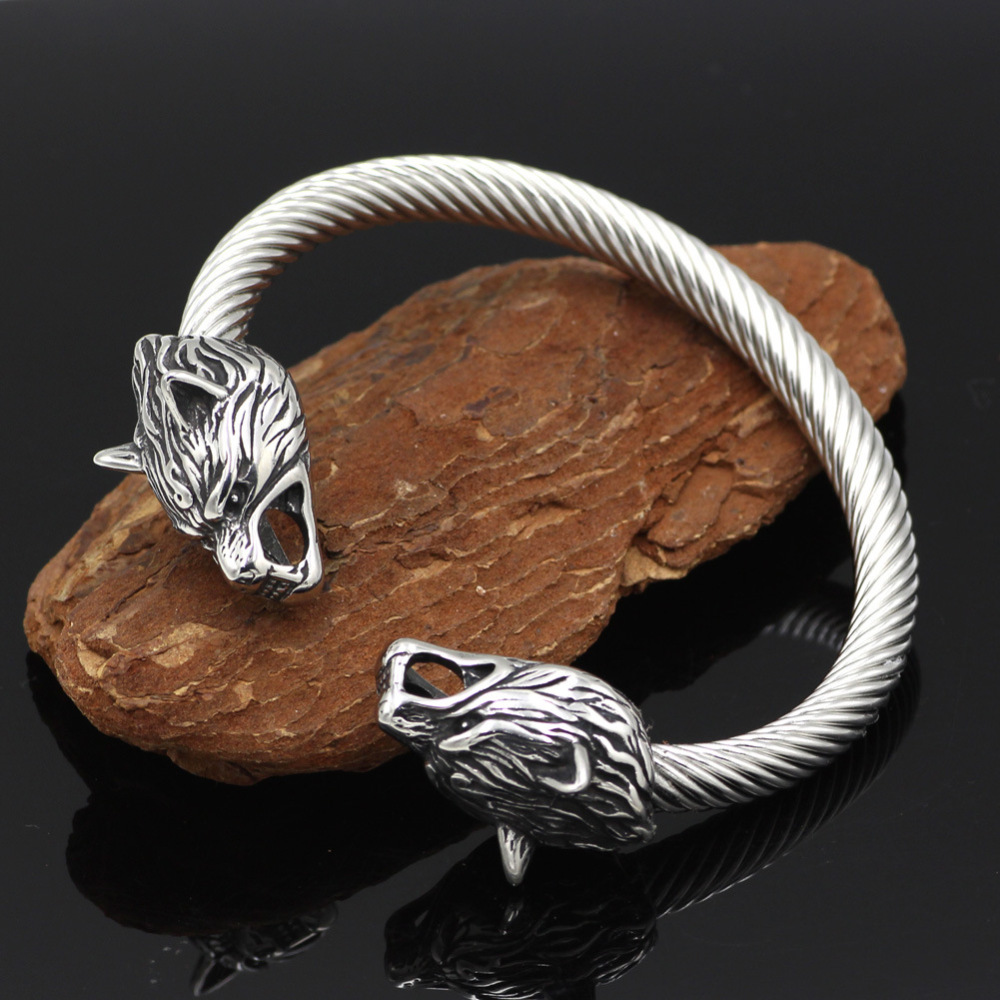 Vikings bangle