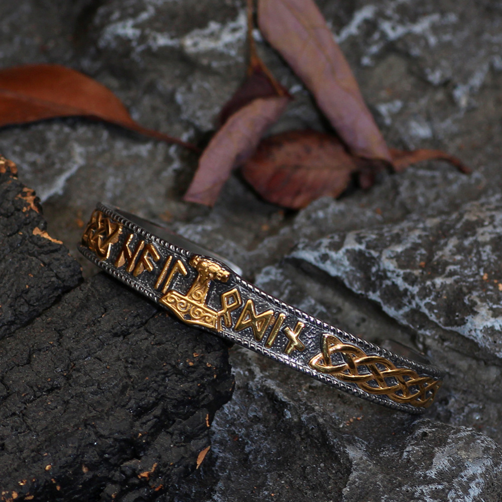 Vikings bangle