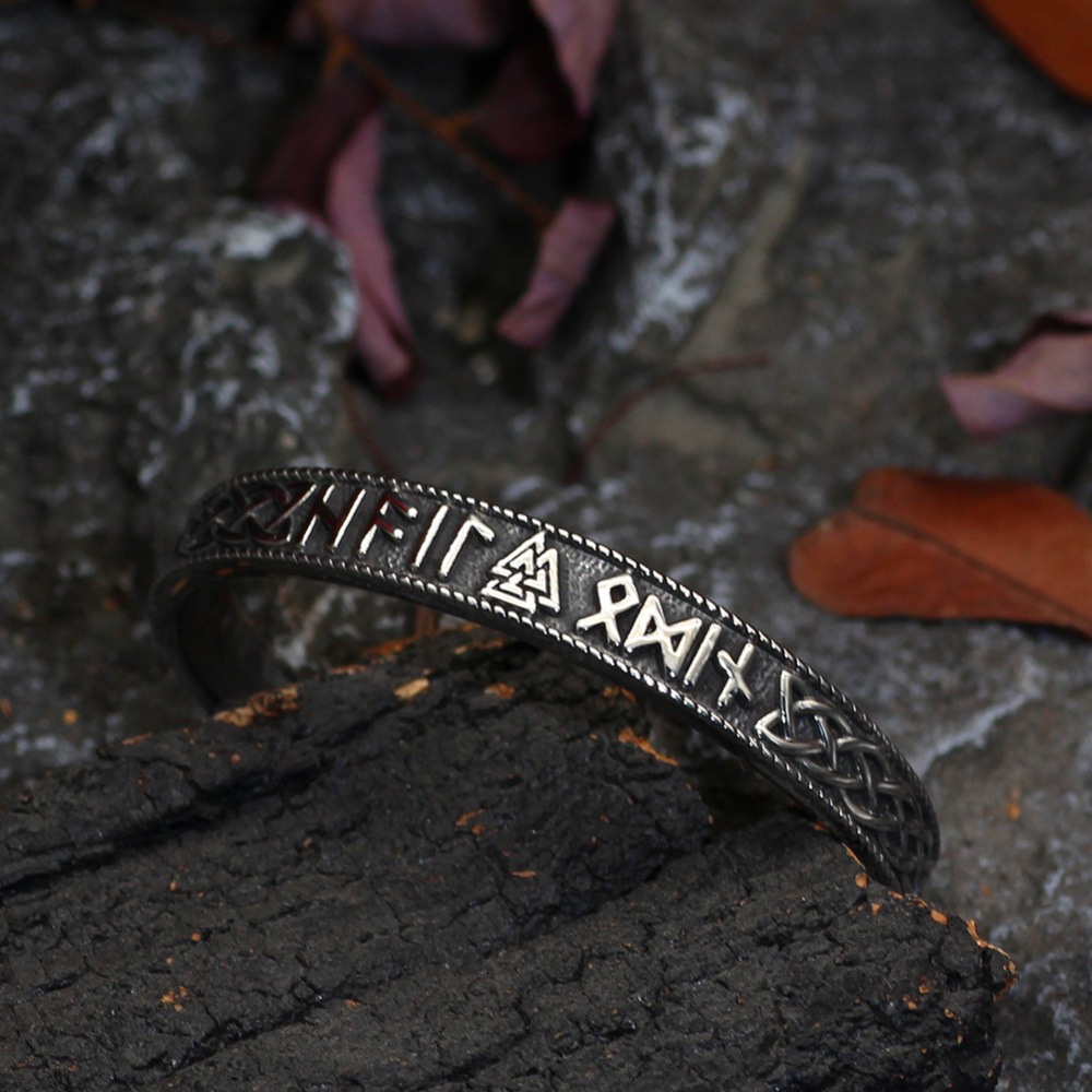 Vikings bangle