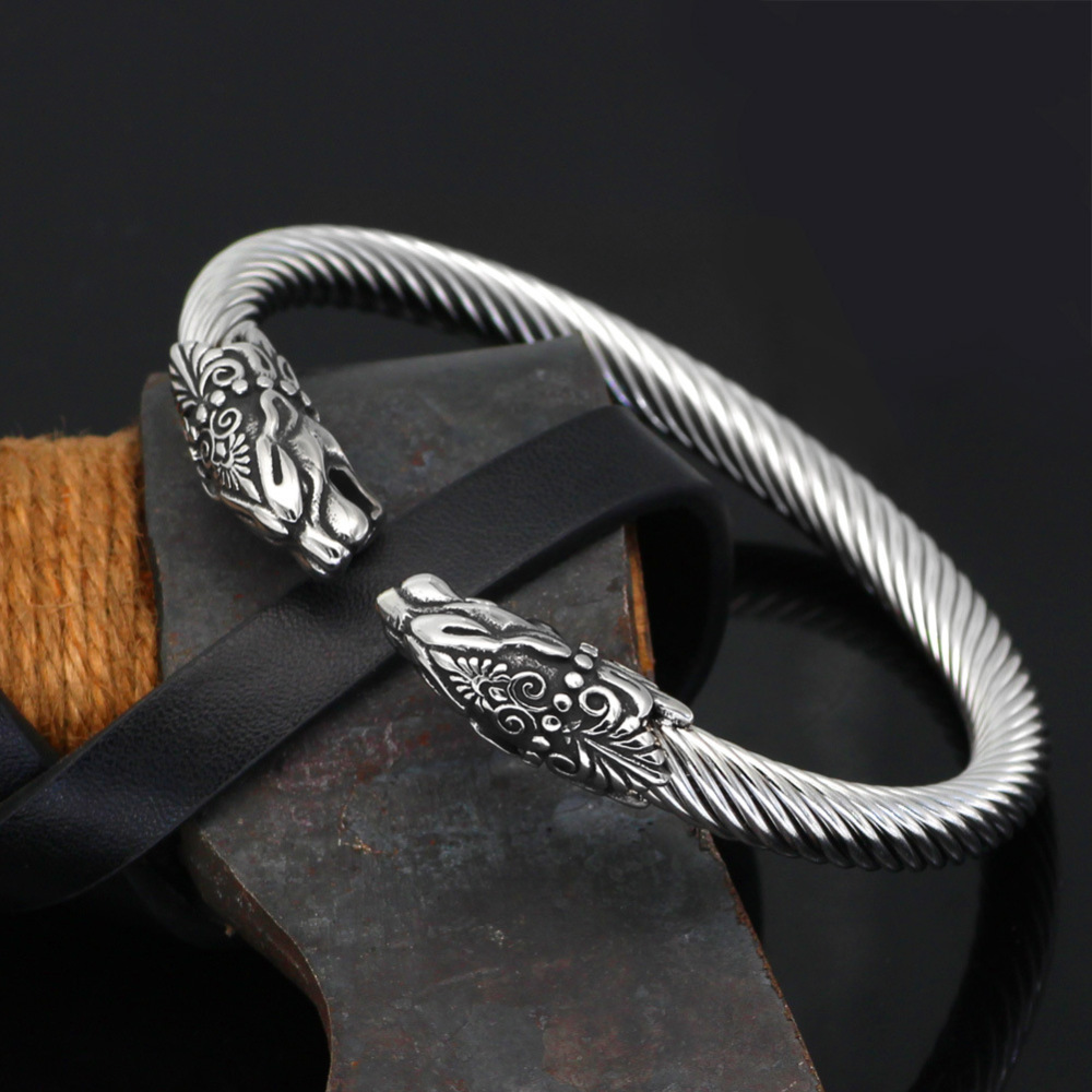 Vikings bangle