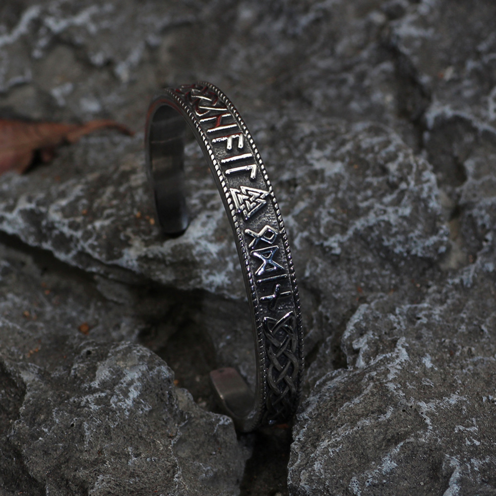 Vikings bangle