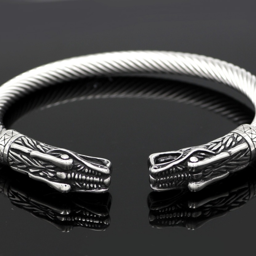 Vikings bangle
