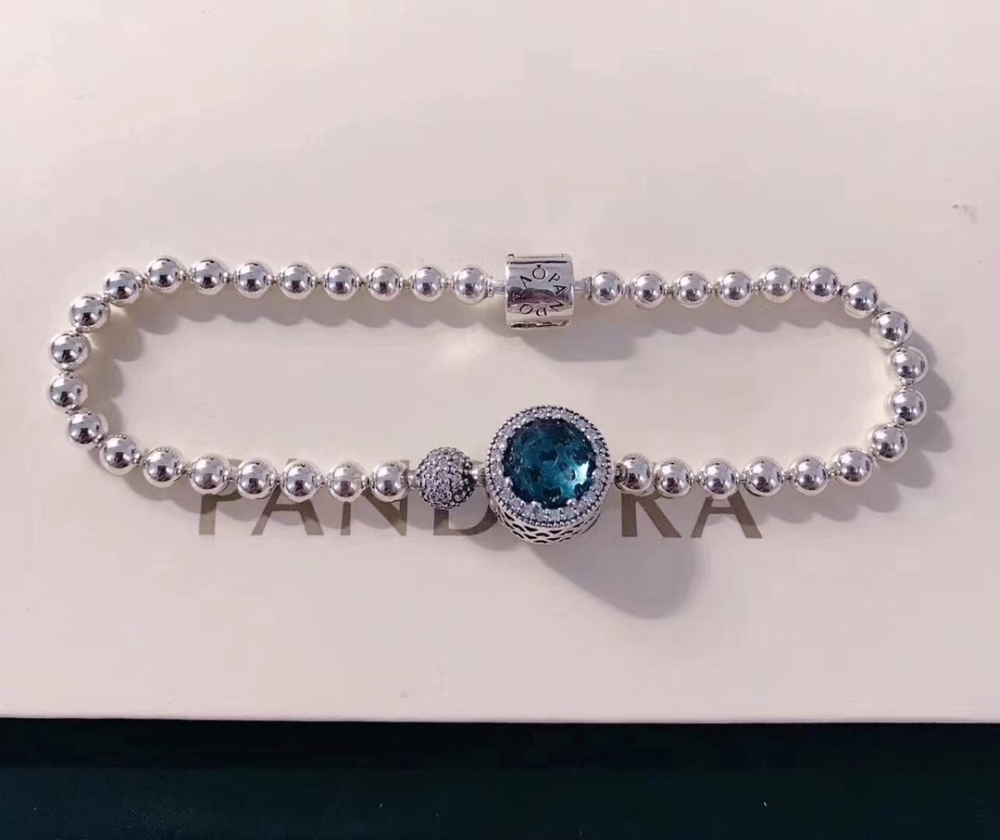 002 Pandora  bracelet