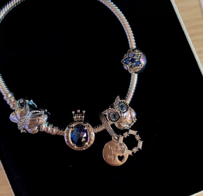 002 Pandora  bracelet