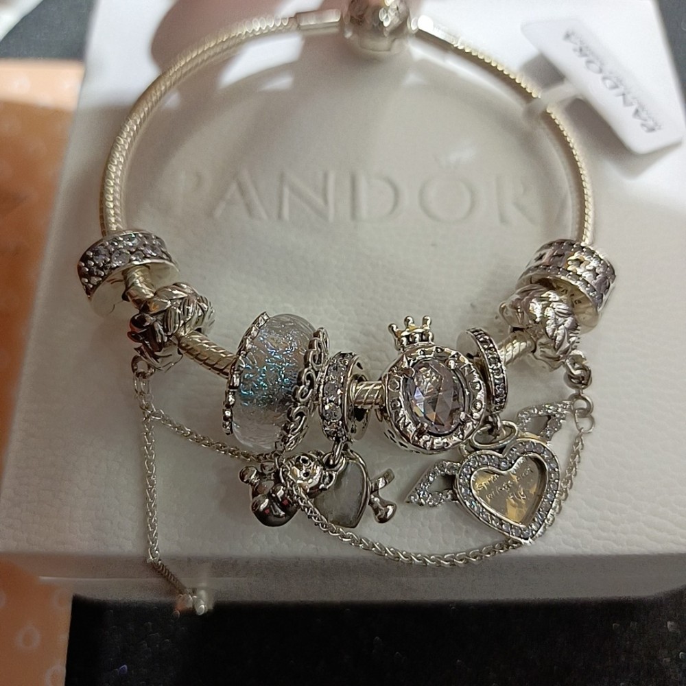 002 Pandora  bracelet