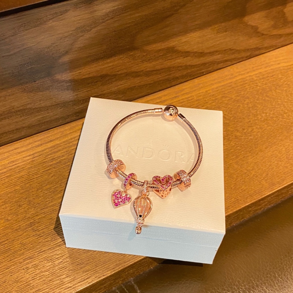 002 Pandora  bracelet
