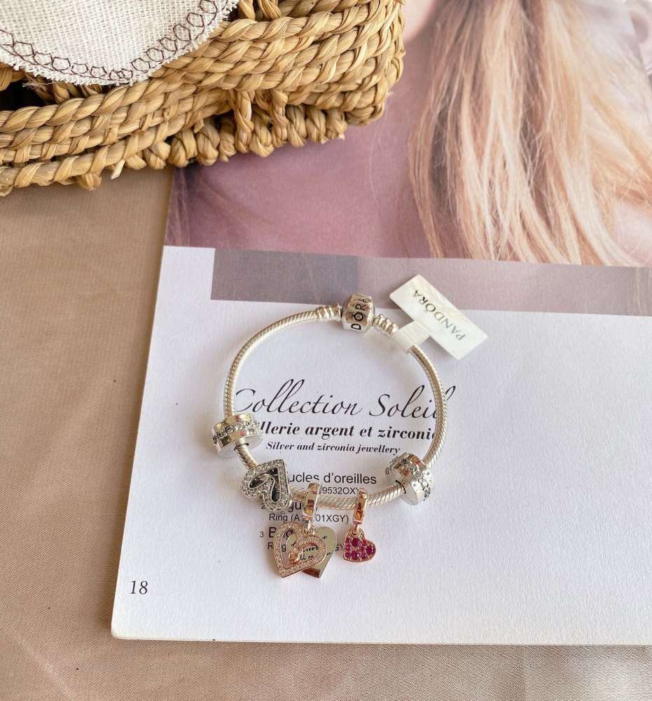 002 Pandora  bracelet