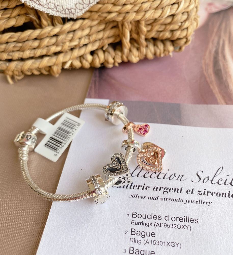 002 Pandora  bracelet