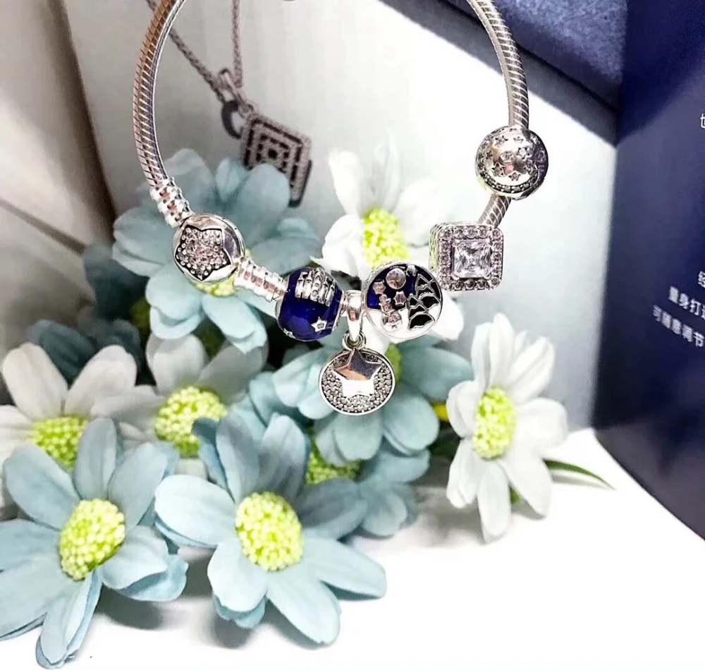 002 Pandora  bracelet